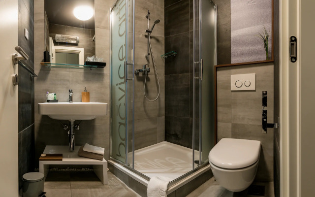 Design B&B Bacvice Arti