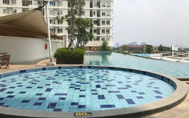 Warm And Cozy Studio At Cinere Bellevue Suites Apartment