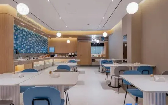 Homeinn · neo (Shanghai Hongqiao Airport Huqingping Highway)