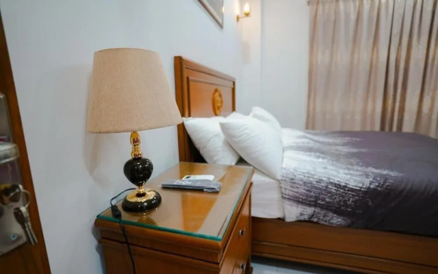 Medallion Suites