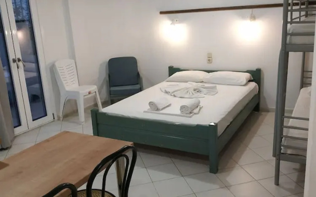 Renia Studios Economy Studio Ground Floor