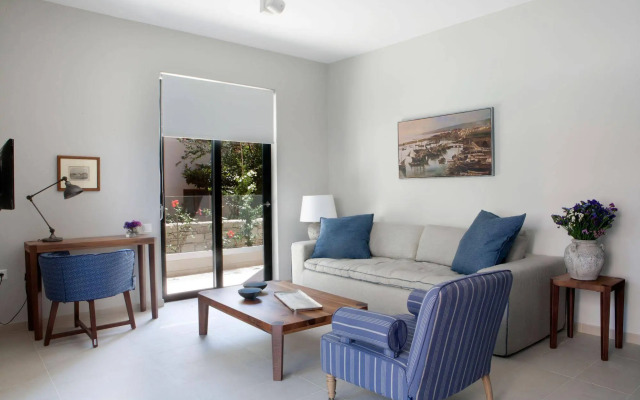 Aethrion Boutique Homes