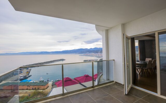 Royal Comfort Suites