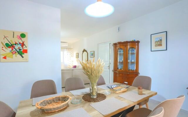 Achilleion Forest Villa