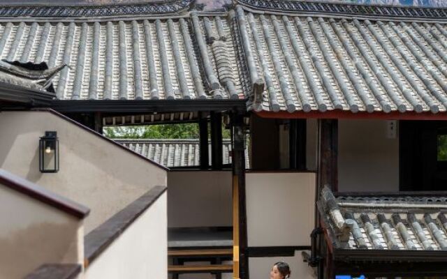 Jian Homestay (Baisha Ancient Town Branch)