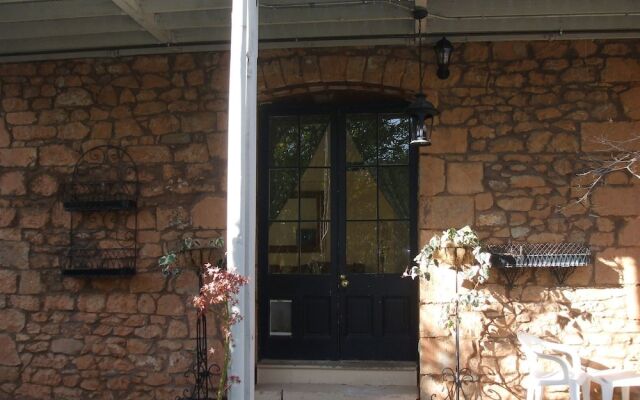 Hotel Léger Restaurant & Saloon