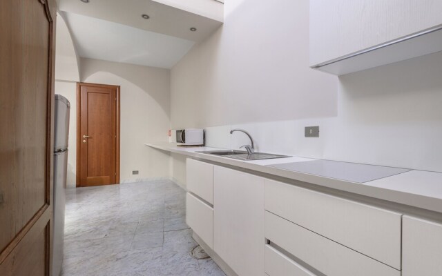 Travel & Stay - Navona 3