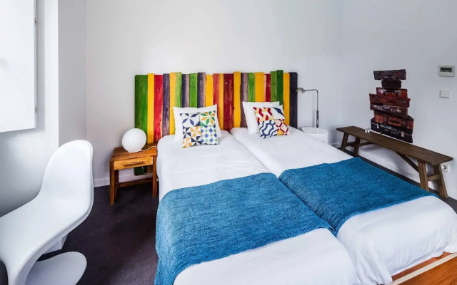 JOIVY Moon Hill Hostel