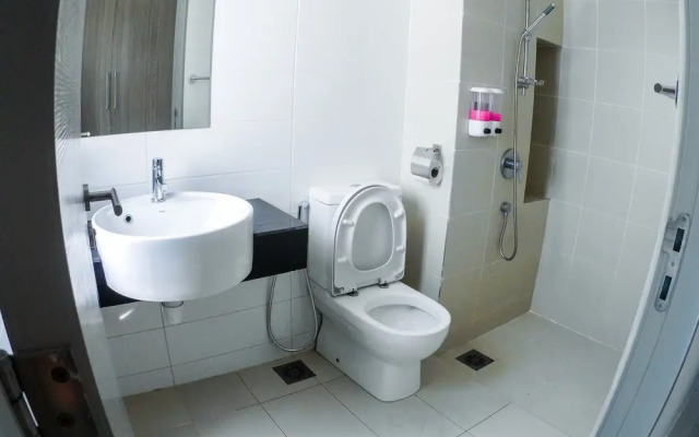 1Tebrau Premium Suites by 12stay