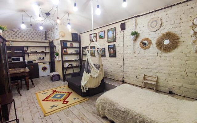 Апартаменты на Театральной площади 16