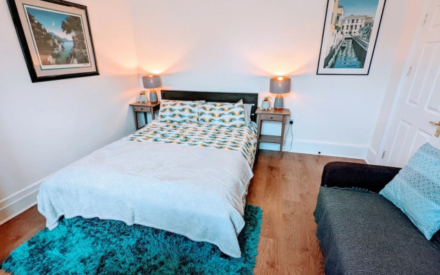 TopHome Stoke Newington