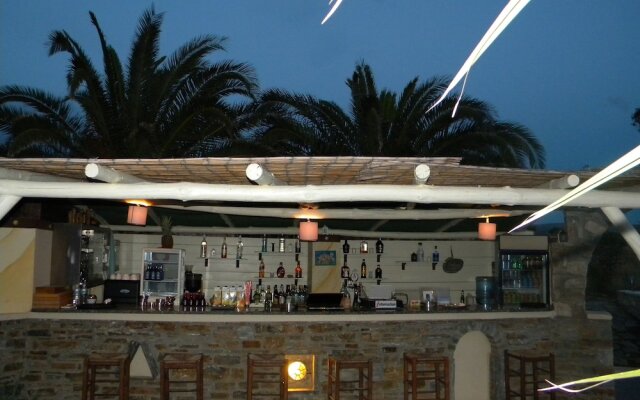 Faros Villa small hotel & restaurant