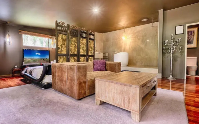 Mudstone Suites