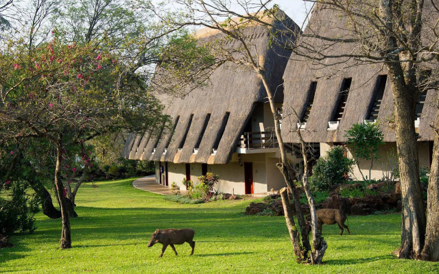 A'Zambezi River Lodge