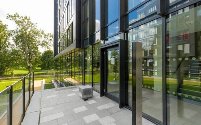 Luxury Apartment - Quartermile