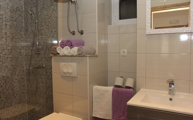 Apartment House Vitaic