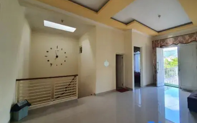 SUNRICH Villa Syariah 5 spacious room & Swimming pool with Jaccuzi