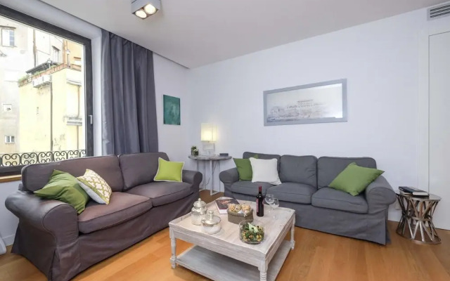 Monti Trendy Apartment