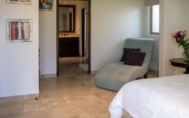 Ventanas Hotel & Residences