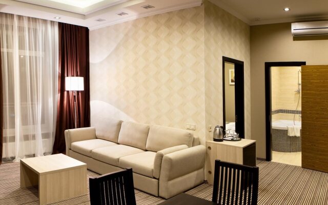 Kiroff Hotel