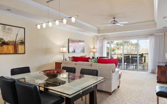 Rvh_323r Classic 3 Bedroom Condo