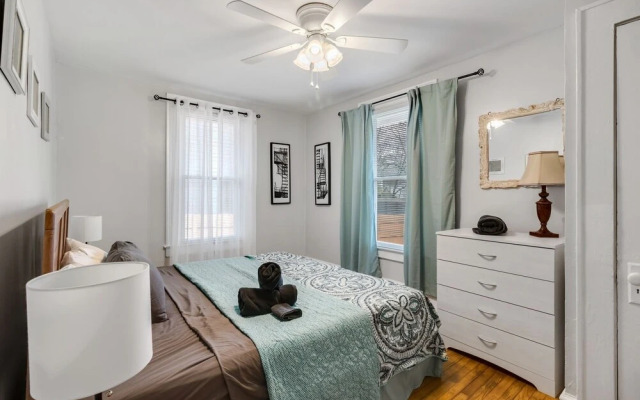 1 bedroom, Allen Street