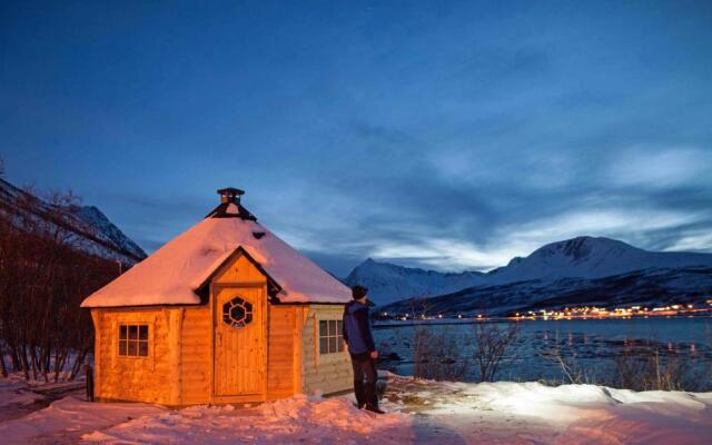 Lyngen Fjordcamp