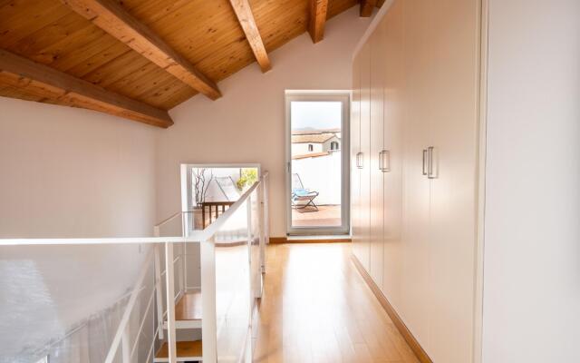 Vittorio Emanuele Apartment With Terrace by Wonderful Italy