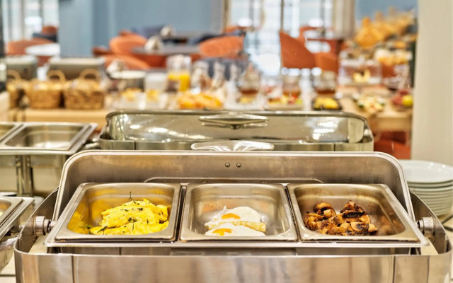 Phidias Piraeus Hotel