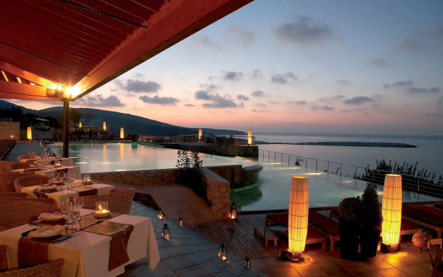 Emelisse Nature Resort