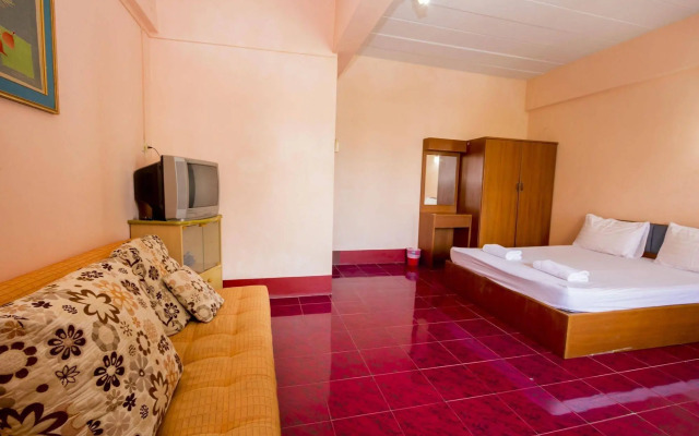 Baan Lukkan Hostel