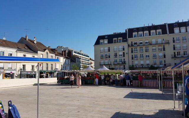 Studio cosy Fontainebleau hyper centre