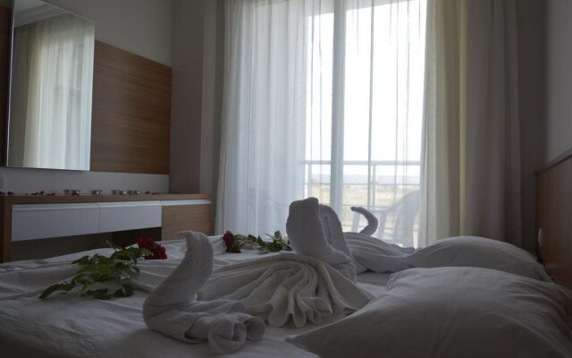 Side Palace Hotel