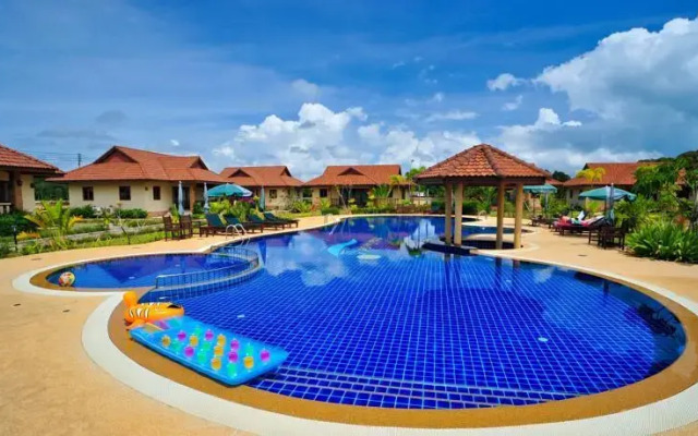 Mali 12 Krabi Sunset Village