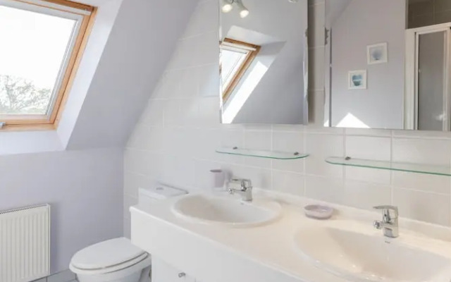 Family Home 2 Steps From the Beach