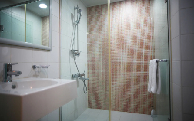 Stay 7 Residence Suwon 호텔
