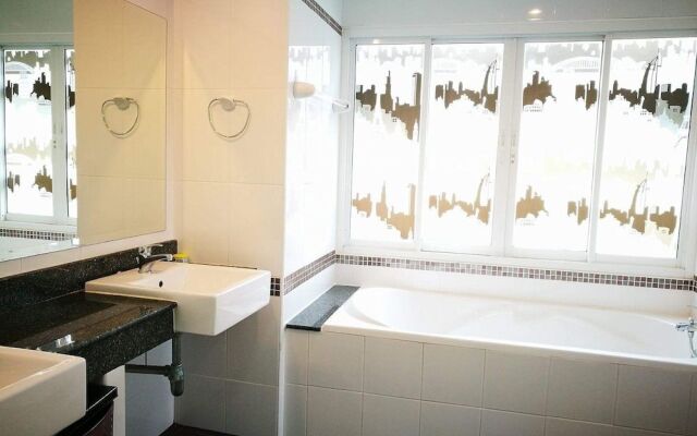 M Tropical Villa - East Pattaya