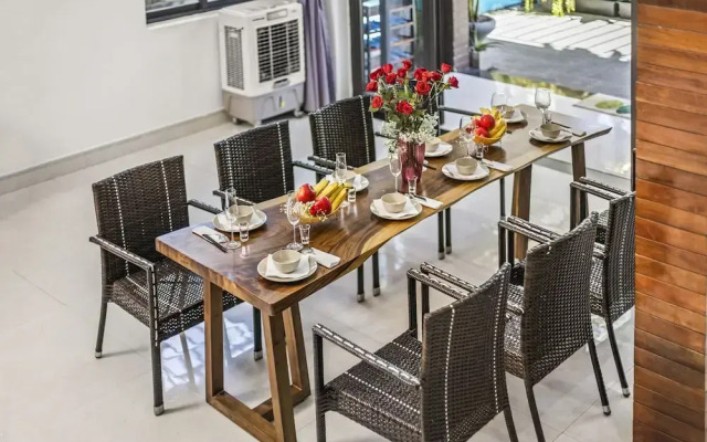 Rosemary Villa near Han River