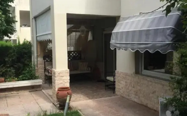 Cozy Garden 700m from St Luke s hospital