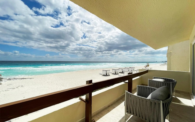Royal Select at Grand Park Royal Cancun-All Inclusive-Adults Only