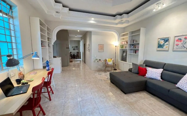 MyRoom@Georgetown, off Jalan Burma, near to Gurney