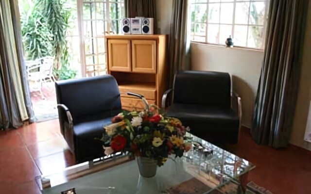 Blue Crane Lodge