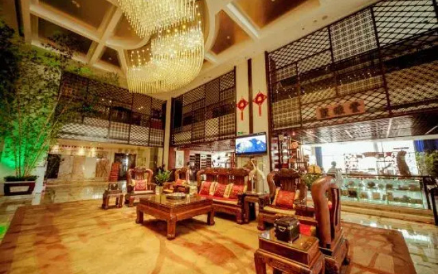 Floral Hotel · YunFu City King Royal Hotel