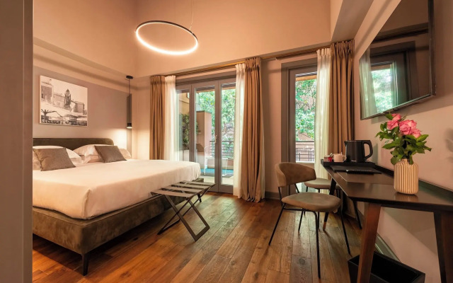 Loly Boutique Hotel