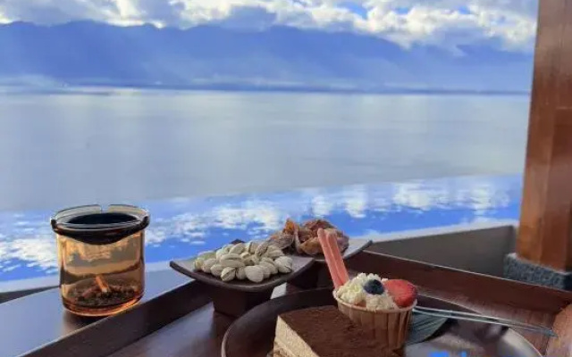 Dali Twelve Clouds Seaview Villa   (Erhai Branch)