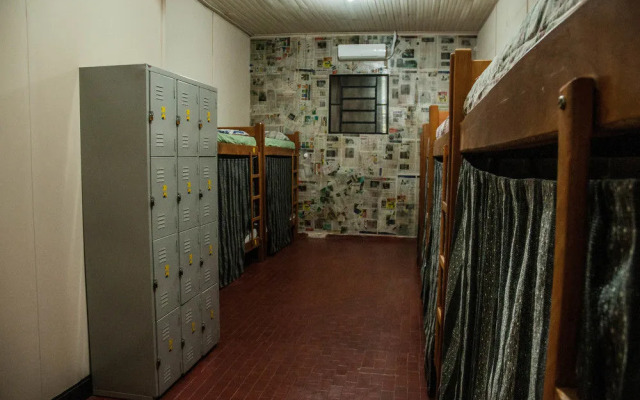 São Jorge Pub Hostel