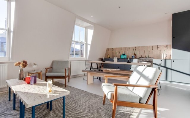 Fabulous 2 Bed Flat in the Heart of Shoreditch