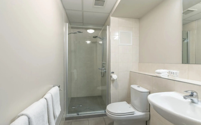 Quality Suites Central Square
