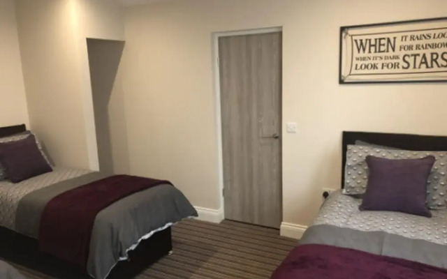 The Home Arms Guesthouse
