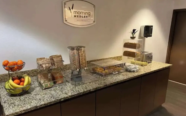 Hampton Inn Memphis I-240 Thousand Oaks